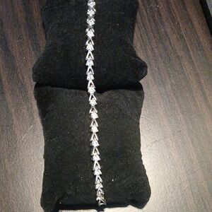 Dazzling Silver Bracelet with Crystal Accents